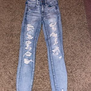 American Eagle Ripped Jeans!